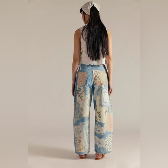 NWT We The Free By Free People Illusions Printed Relaxed Jeans Sky Combo Size 24 - Picture 5 of 6